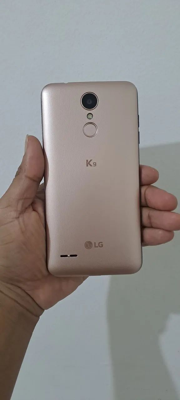 Vendo esse celular LG K9 novo - Foto 2