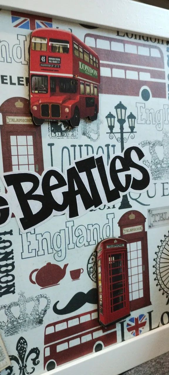 Quadro Beatles e almofada Yellow Submarine  - Foto 4