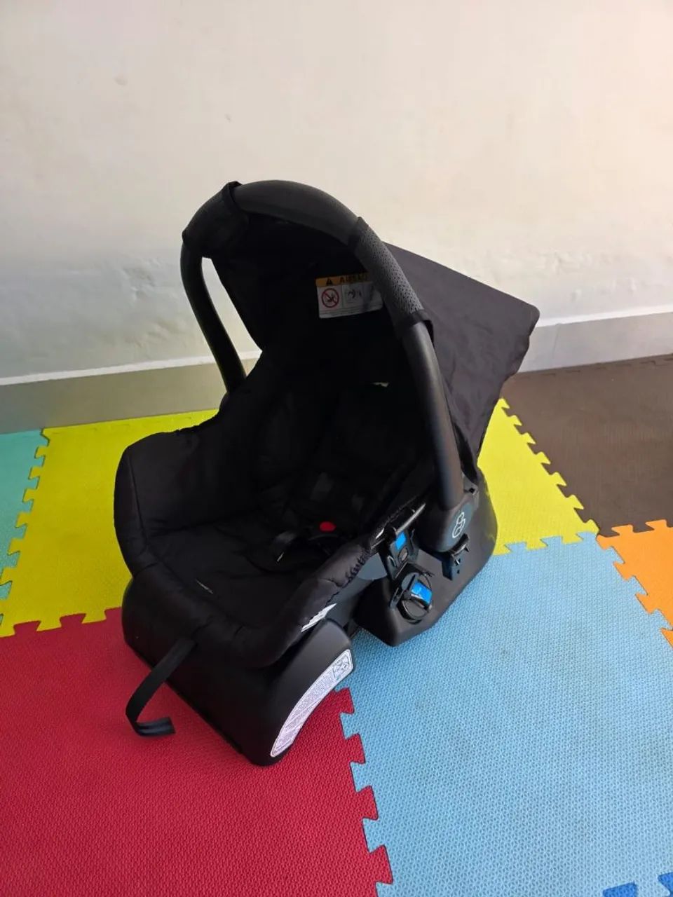 Carrinho para bebê com bebê conforto  - Foto 5
