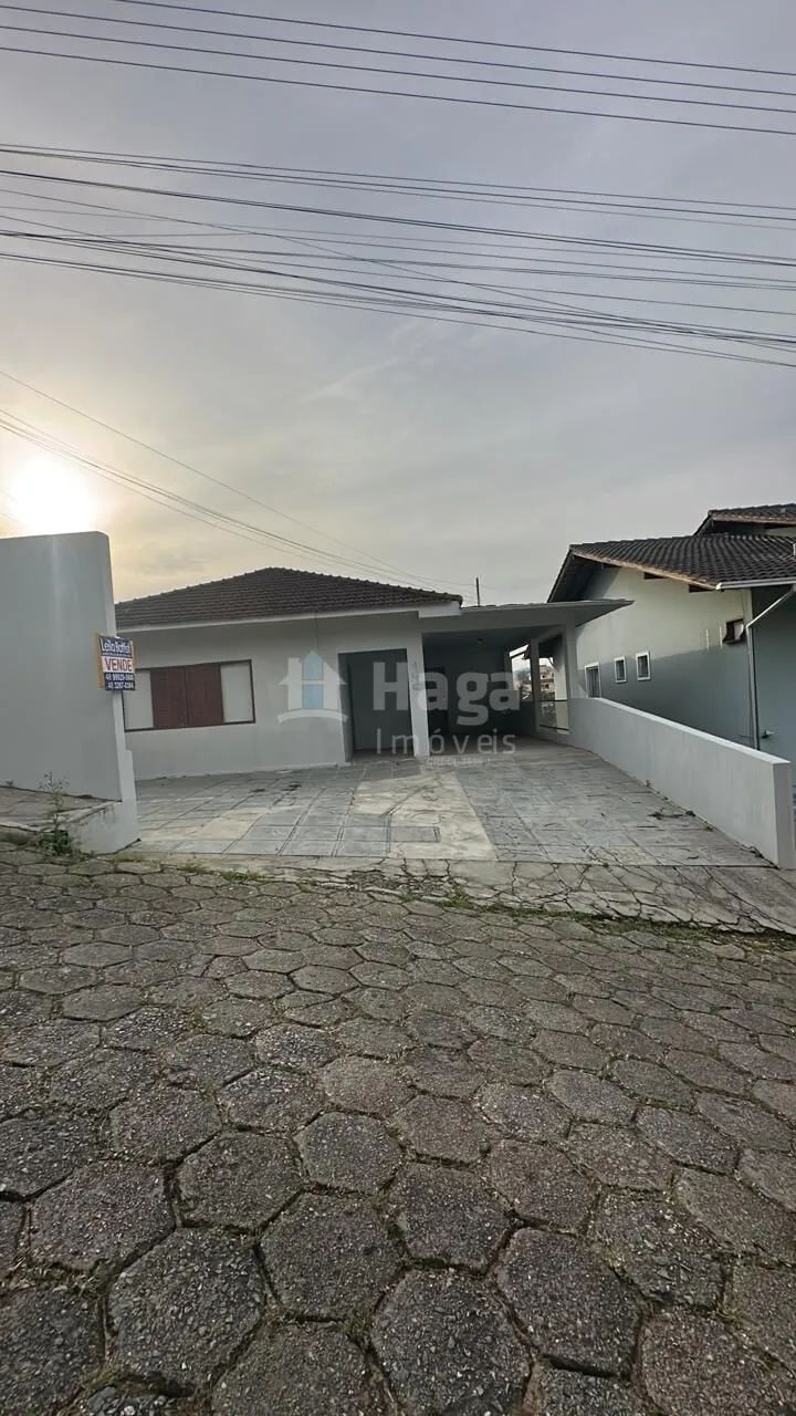 Casa à venda no centro em Nova Trento/SC - Foto 3
