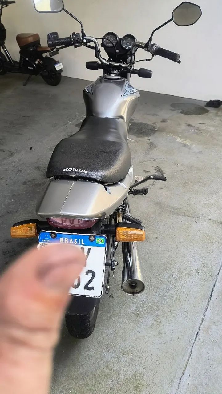 Cg Titan 125 2002  - Foto 3