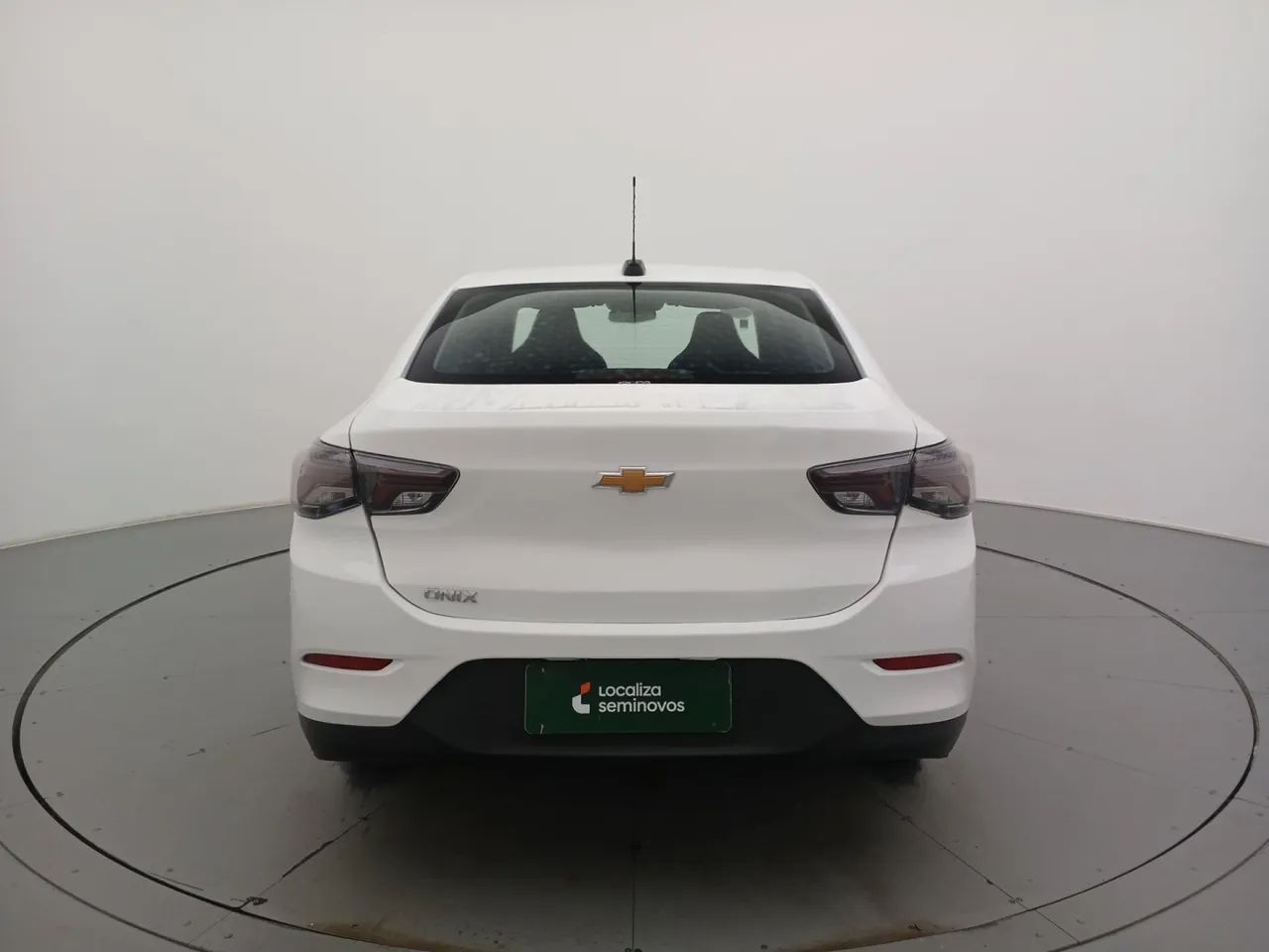 Chevrolet Onix Activ 1.4 8V Flex Aut. 4P, foto 4 de 18
