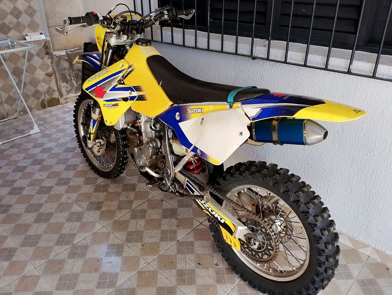 Suzuki drz 400e
