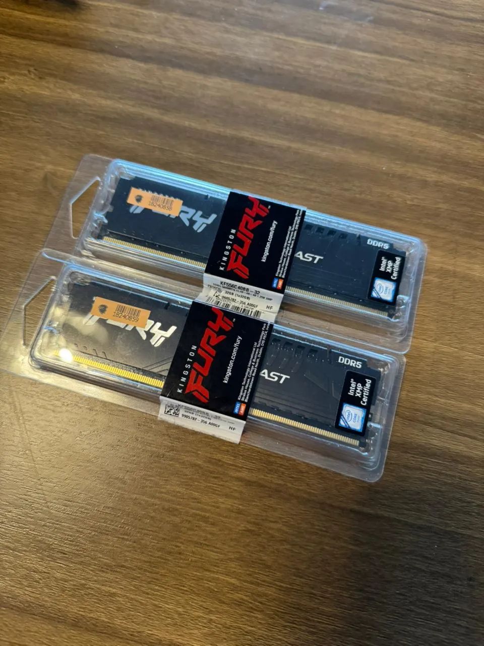 Memória RAM DDR5 Kingston Fury Beast 64GB (2x32GB) 5600MHz NOVAS - Foto 3