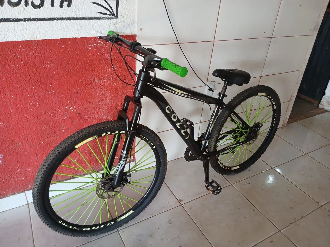 Vende se bicicleta aro 29 - Foto 4
