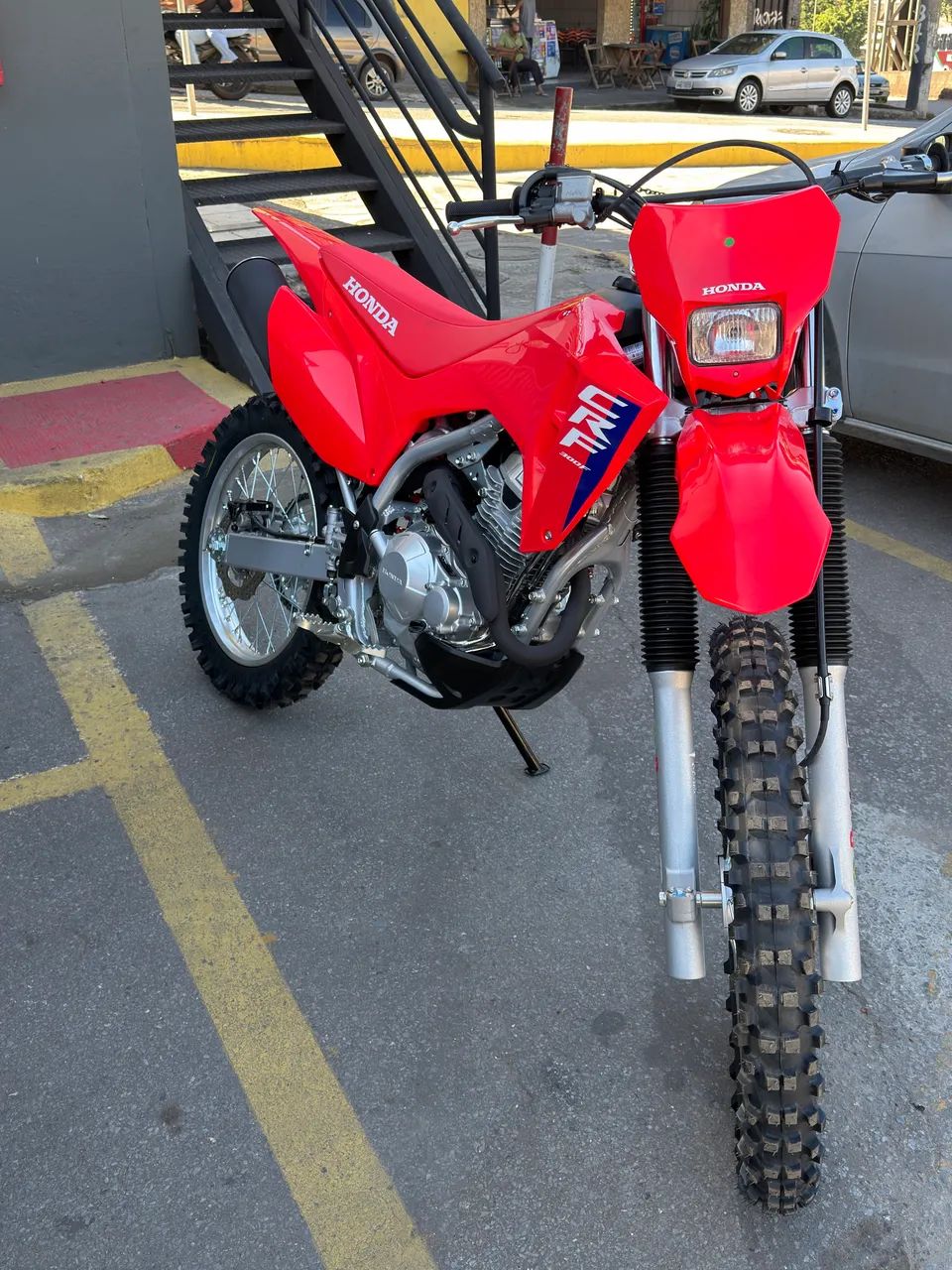 Vendo CRF 300F ( 0 km )  2027 - Foto 3