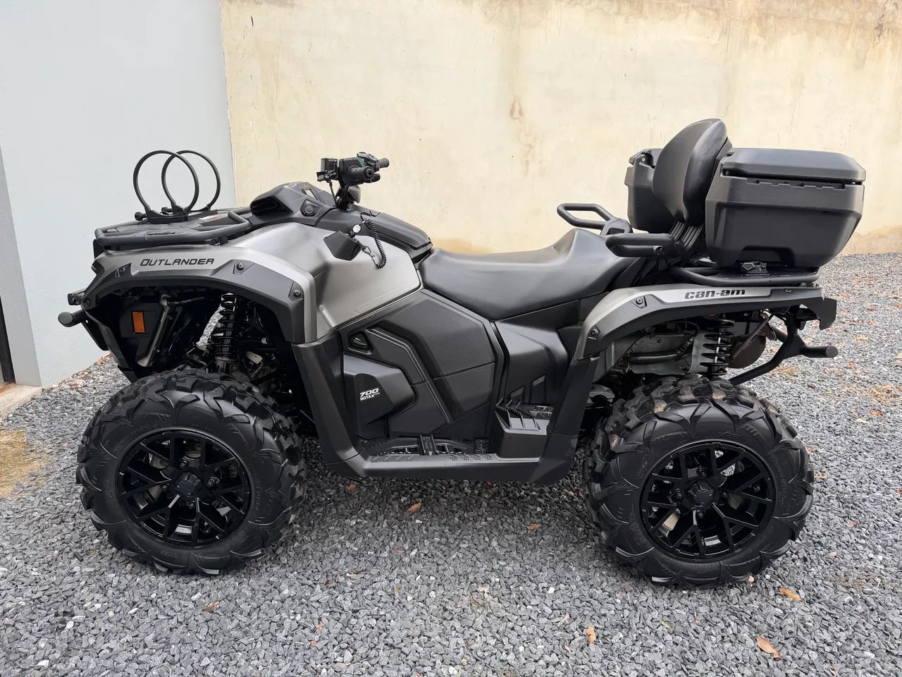 OUTLANDER 700 MAX XT - Foto 4