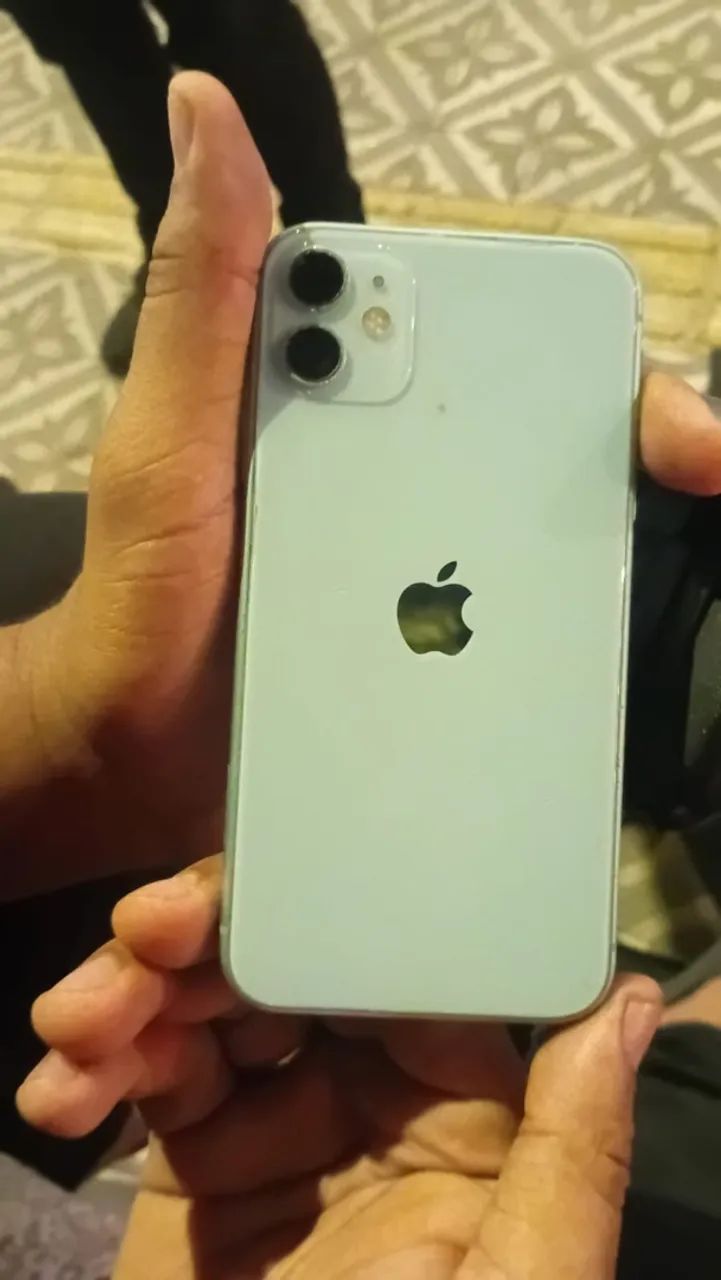iPhone 11 Face ID on 