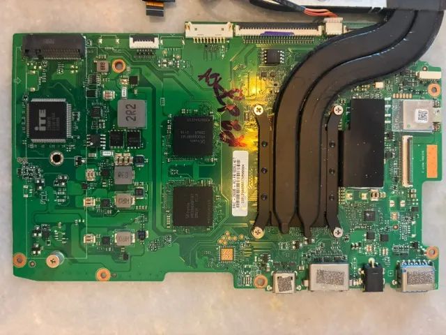Philco PNB15 (placa mãe + cooler + peças) - Foto 3