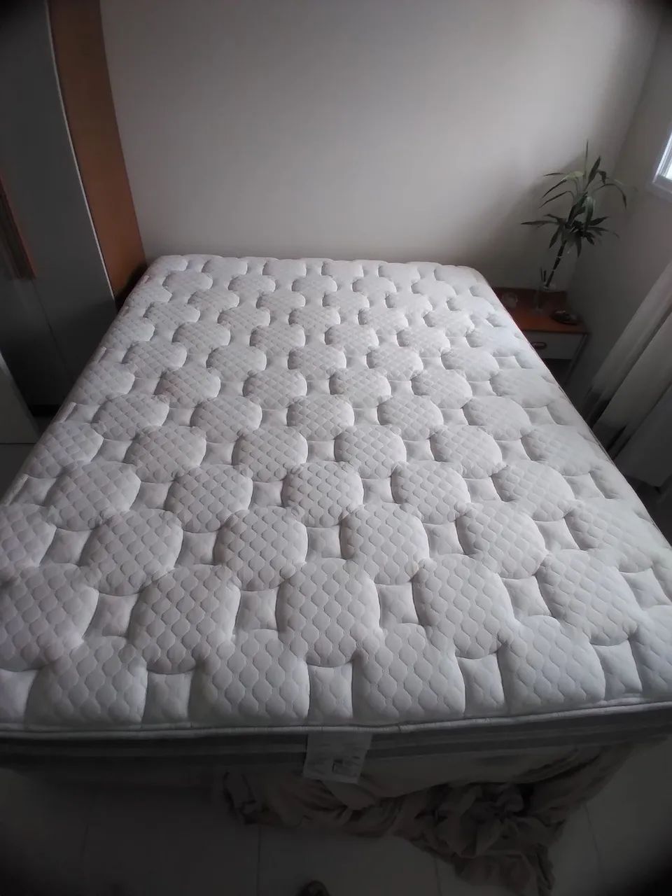  Excelente conjunto de Cama Box Baú Queen, com colchão.  - Foto 3