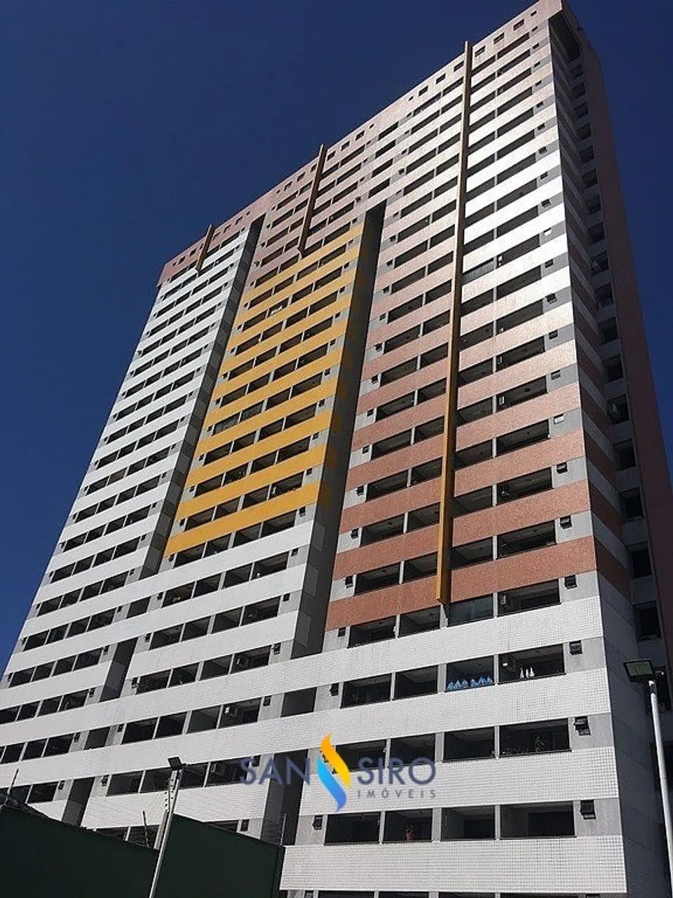 LOCAÇÃO APARTAMENTO MOBILIADO MEIRELES