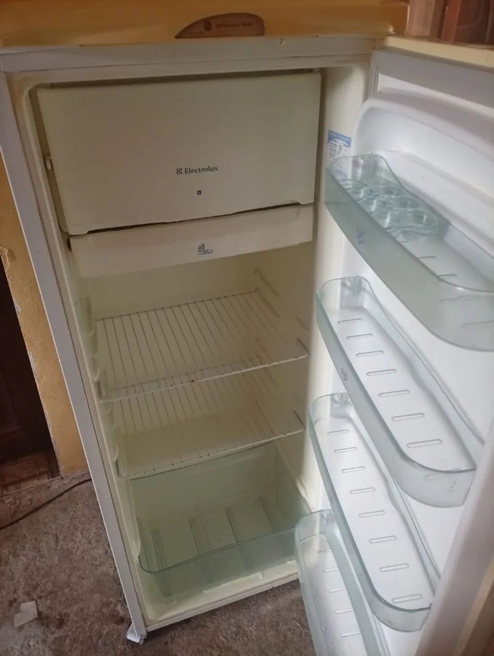 Geladeira Eletrolux  - Foto 2