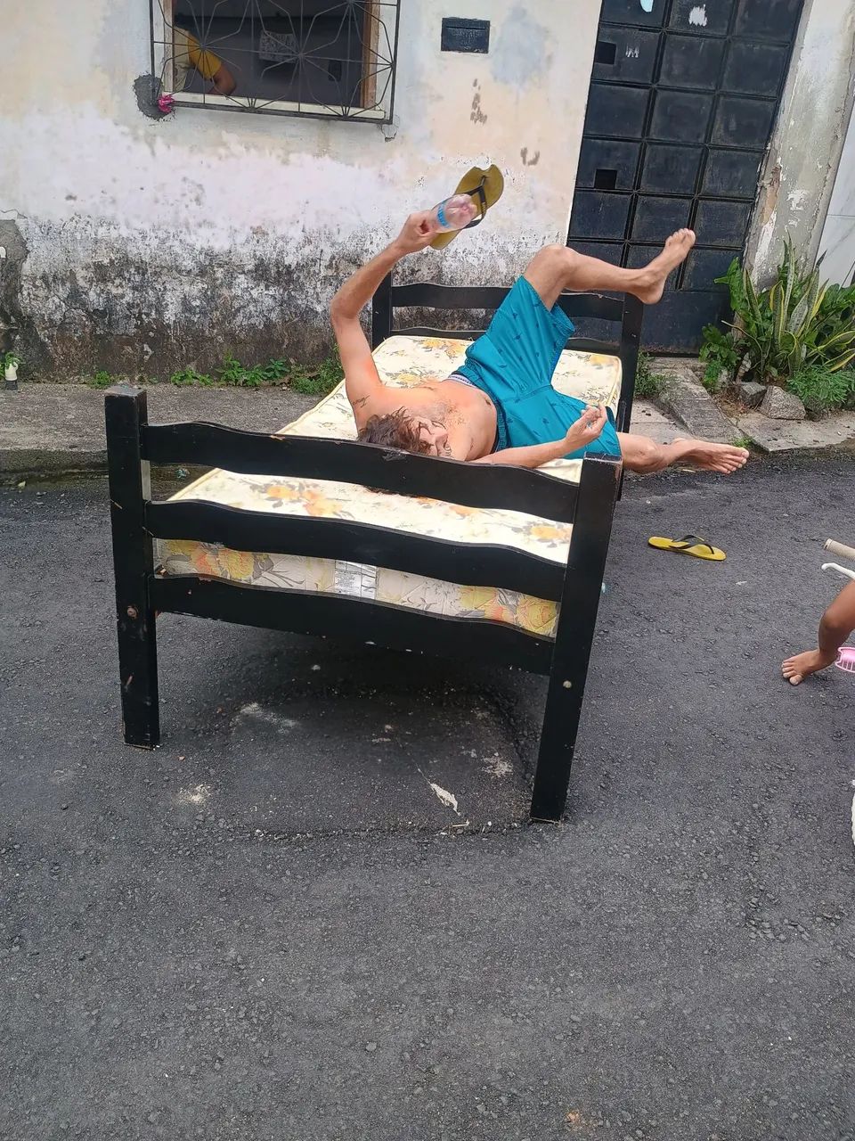 Cama de solteiro mais colchão  - Foto 2