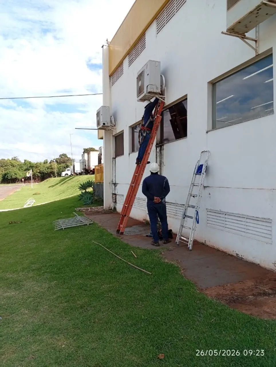 Instalação de ar condicionado Split  promoção castelo de versalhes - Foto 4