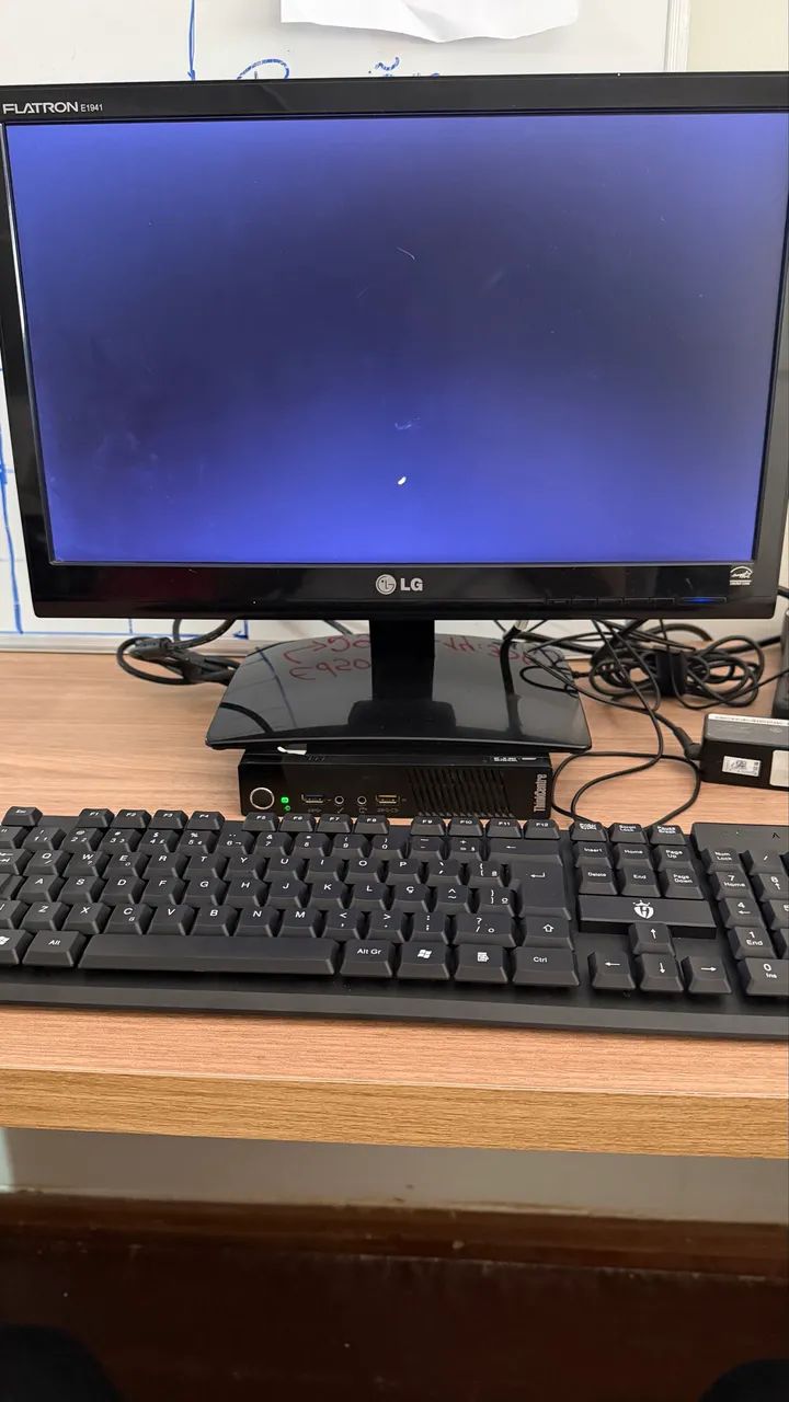 Computador LENOVO i3 completo | geração 4 | 4gb de ram