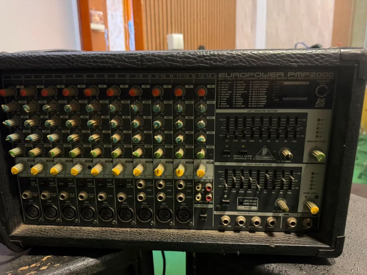 KIT DE SOM COMPLETO BEHRINGER EUROPOWER PMP 2000