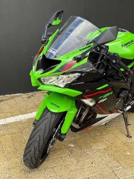 Kawasaki Zx-6r 600cc 2022 - 1477087946 | OLX