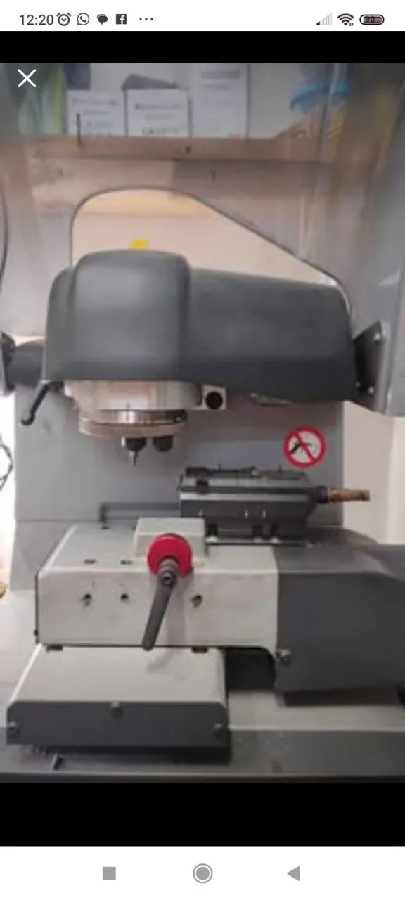 Máquina de cortar Chaves VIPER DA SILCA 