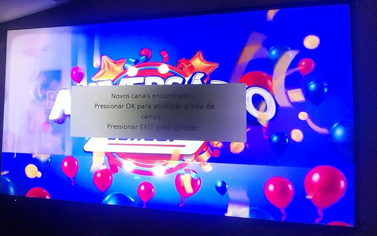 Tv Panasonic 50 polegadas com defeito na tela.
