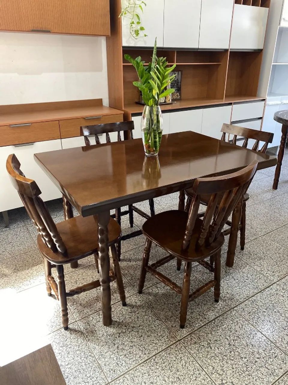 Mesa de Jantar com 4 Cadeiras de Madeira Nova - Foto 5