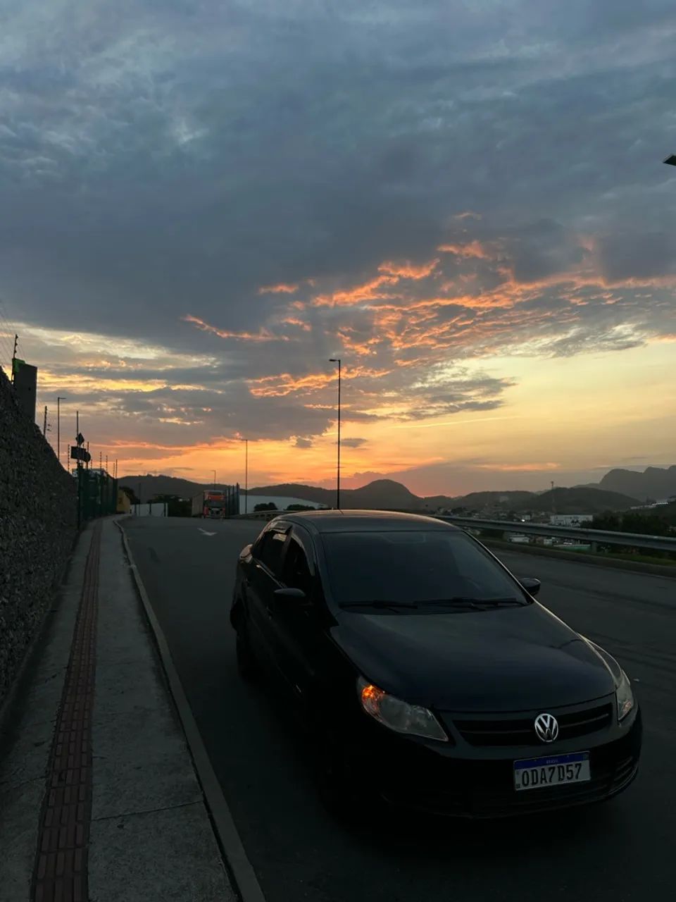 Volkswagen Voyage 1.0/1.0 CITY MI TOTAL FLEX 8V 4P 2012