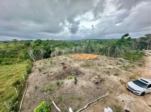 LOTE 1300m2