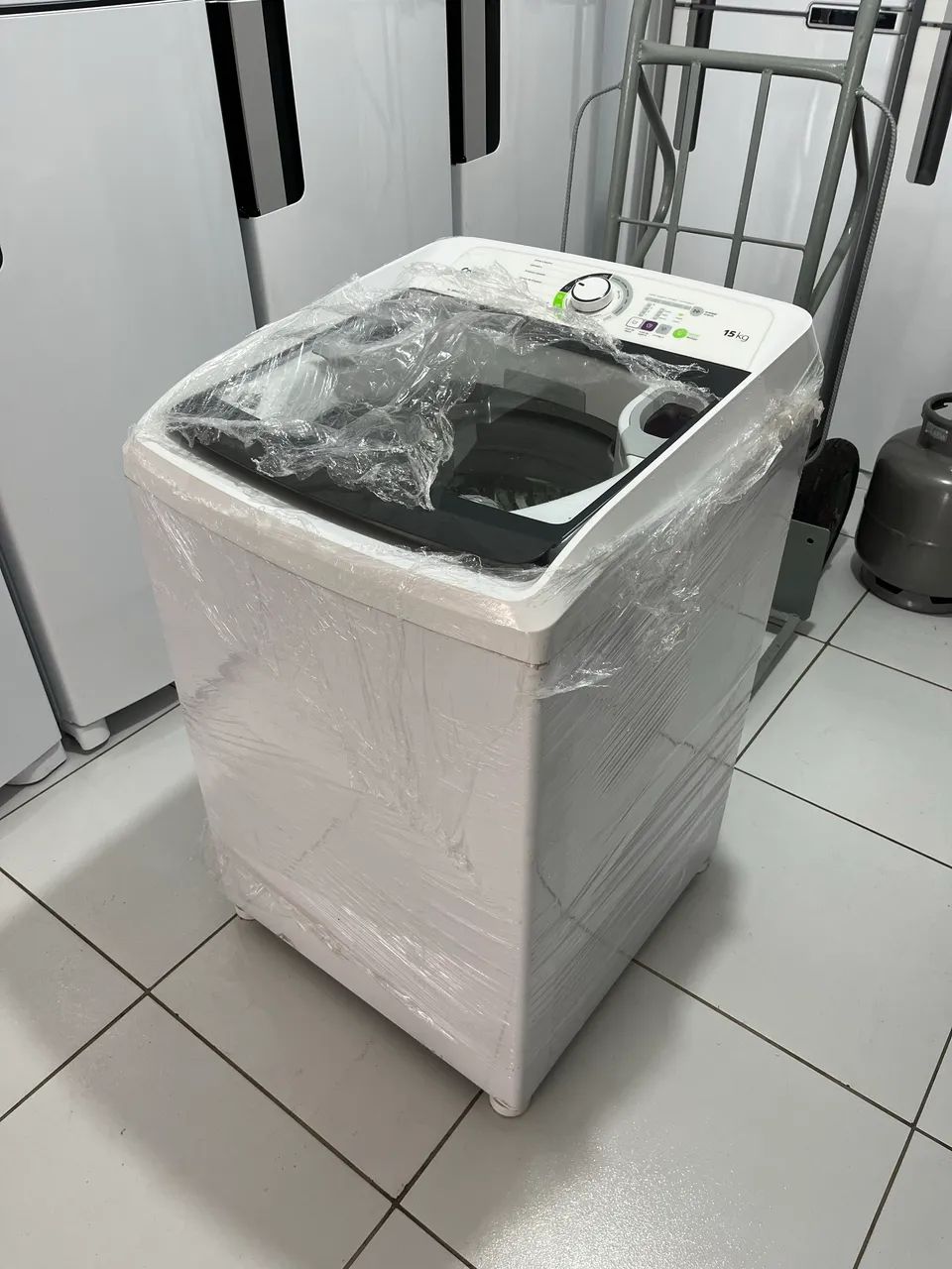 Máquina de lavar estado de zero ainda no plástico  - Foto 5
