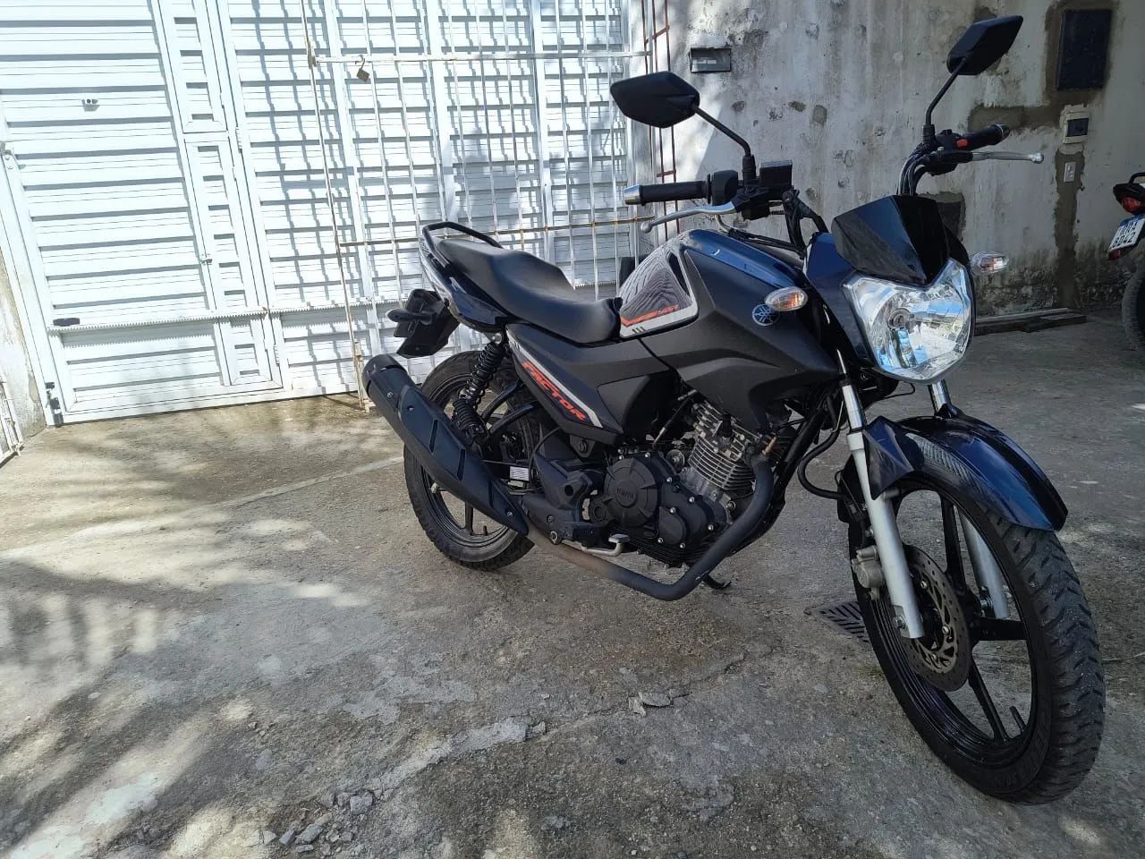 Moto Yamaha Factor 150 - Foto 3