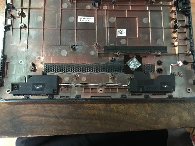 Case Inferior Asus Modelo 39ejbbcjn10 - Asus R103b - Foto 3