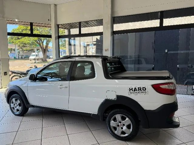 Fiat Strada Working Hard 1.4 Fire Flex 8V CD 2017 - Foto 2