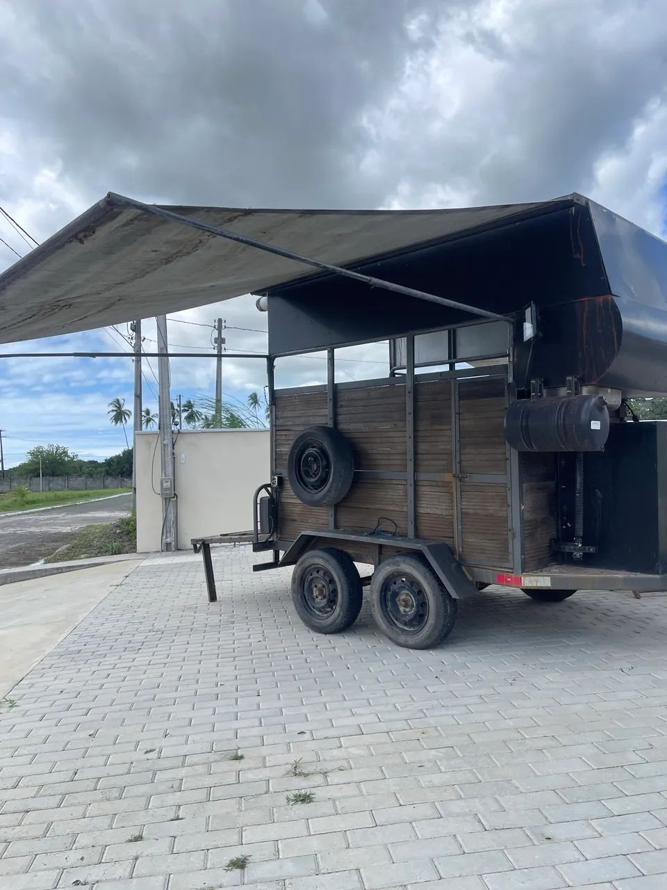 Trailer/Reboque, 2 cavalos, Equipado