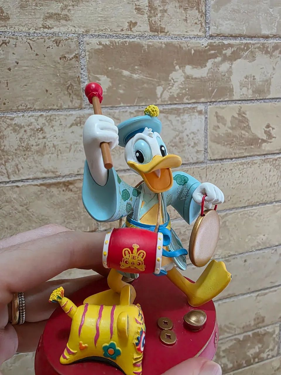 Estátua pato donald disney  - Foto 4