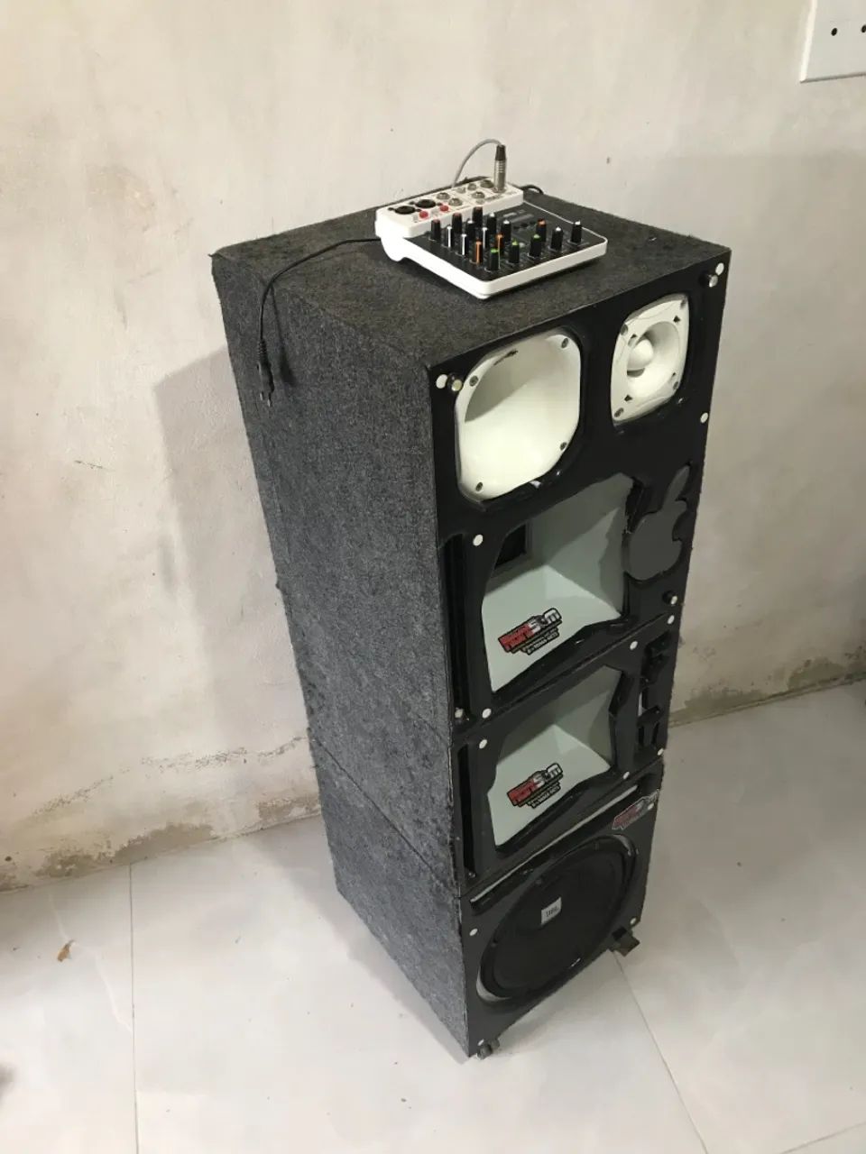 Vendo caixa de som JBL - Foto 2