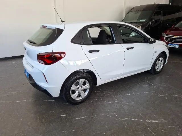 Chevrolet Onix Hatch 1.0 12V Flex Mec. 4P, foto 13 de 16