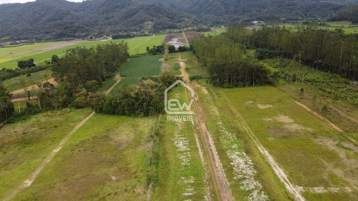 Terreno com 35.000m² em Schroeder, SC