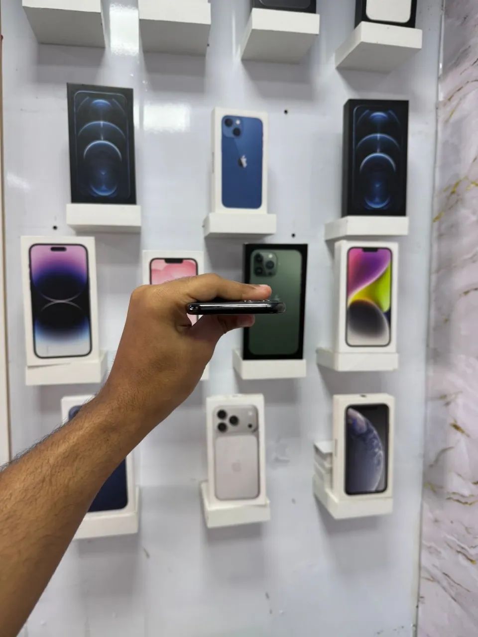 iPhone 11 Pro 256 gb 1699,00 - Foto 2