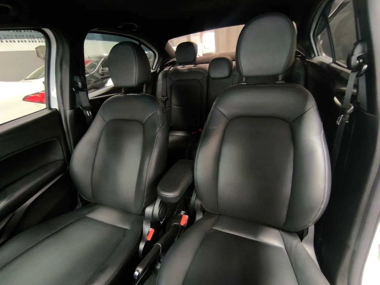 Fiat Cronos Precision 1.3 16V Flex Aut. 2025 - Foto 4
