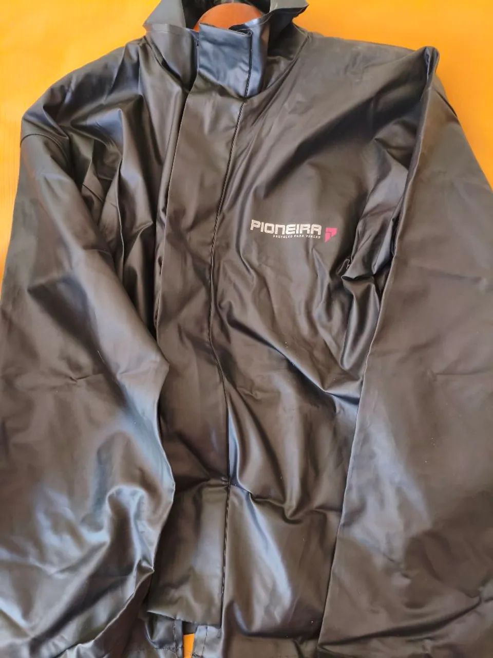 kit capa de chuva e proteção 