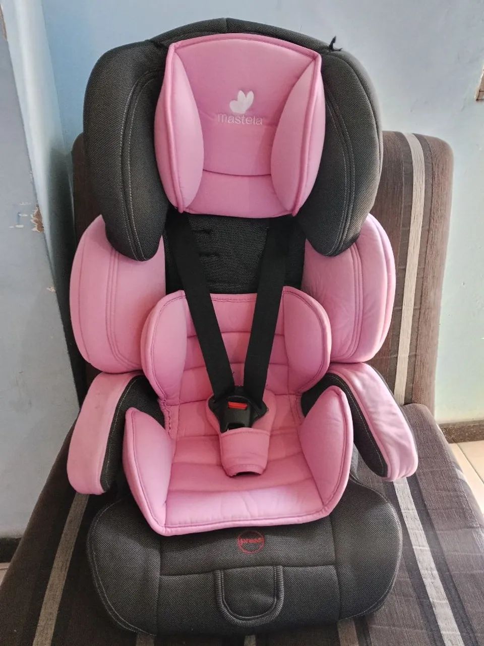 Vendo cadeira de carro infantil 