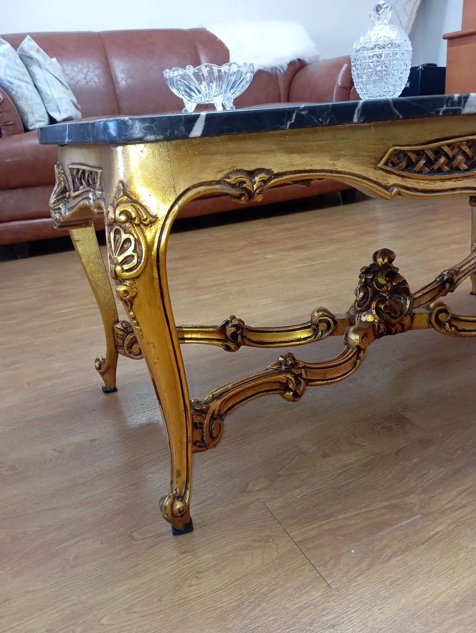 Mesa  grande de centro Luiz XV 495438969177395201