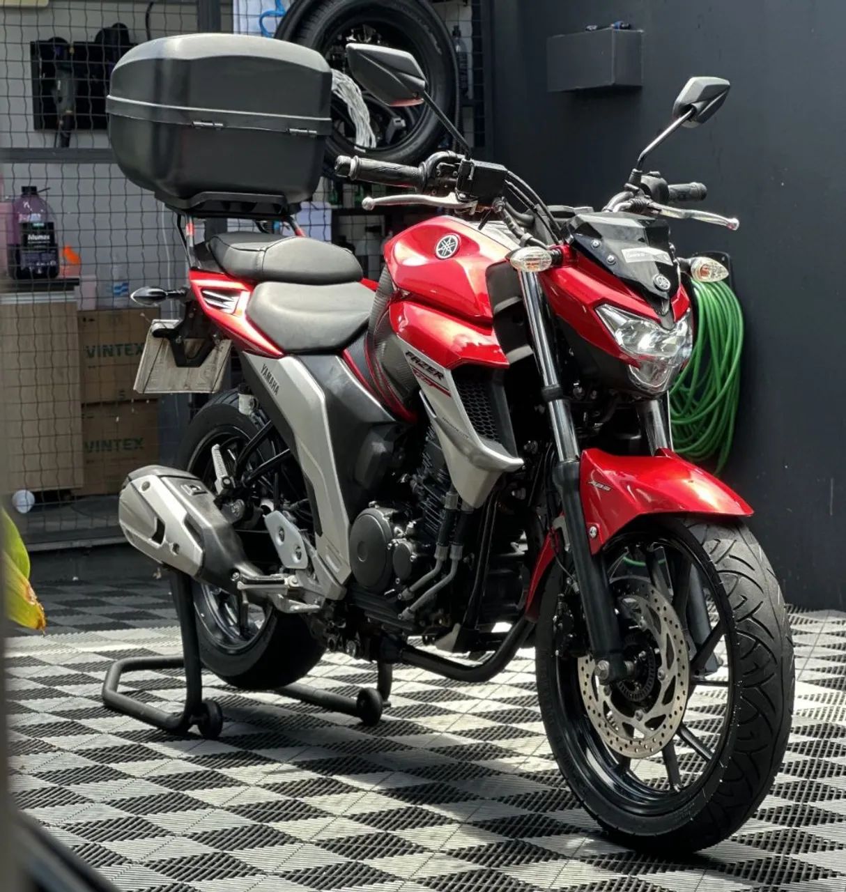 Vendo FAZER 250 em ótimo estado - Foto 2