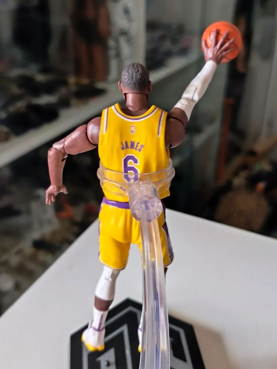 Boneco LeBron James Starting lineup original - Foto 5