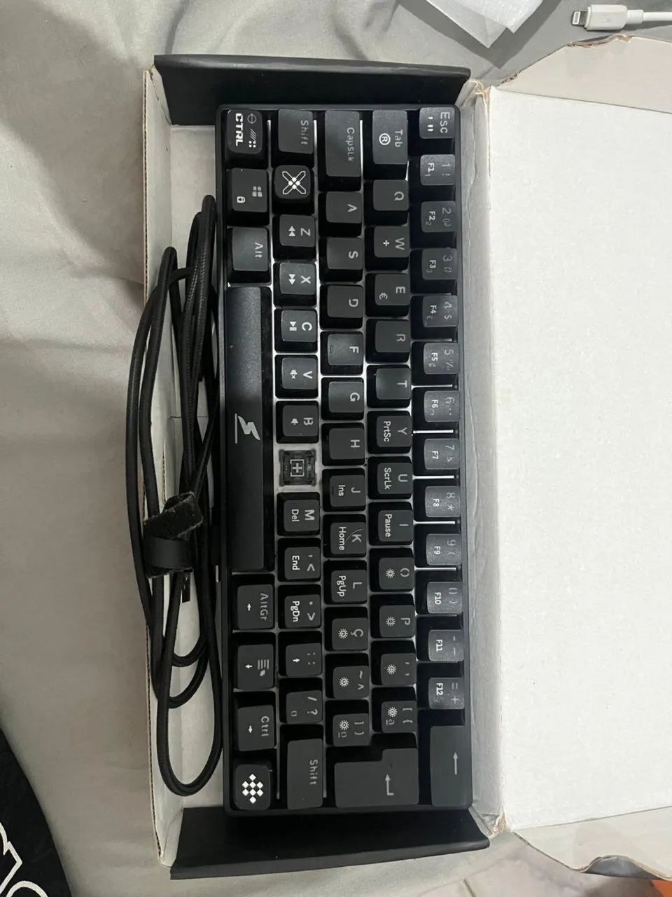 Teclado Mecanico RGB $100