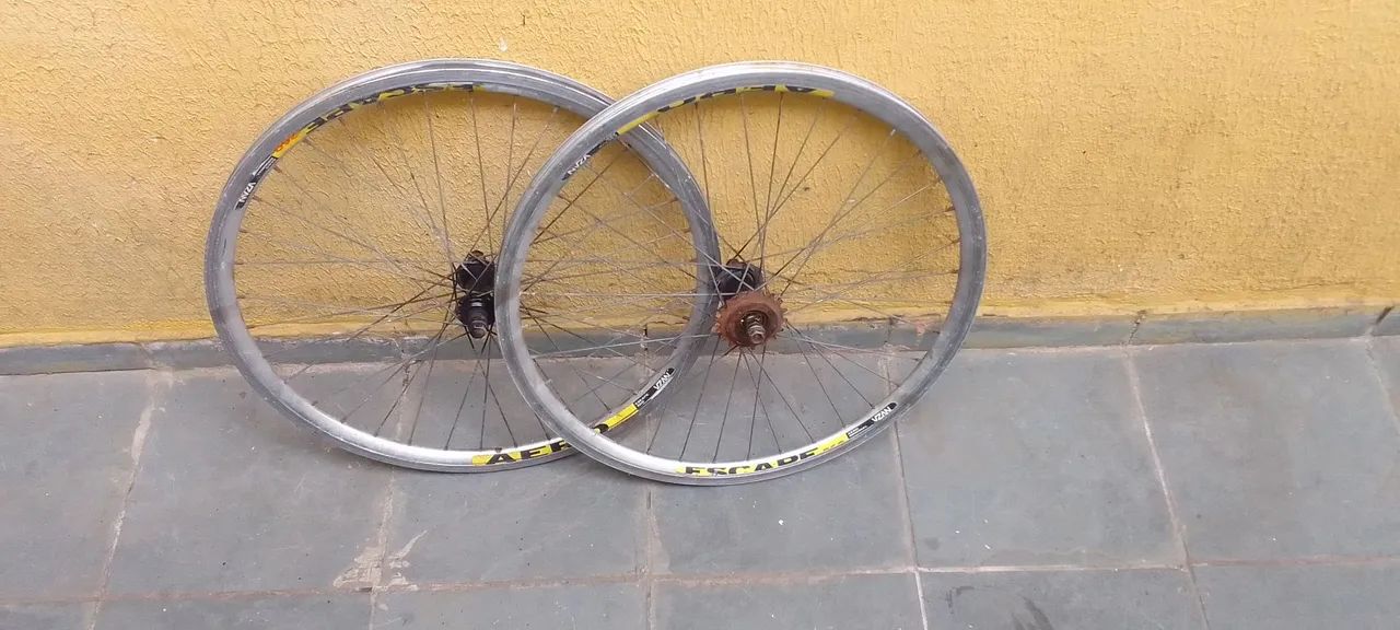  Linda bicicleta juvenil aro 24