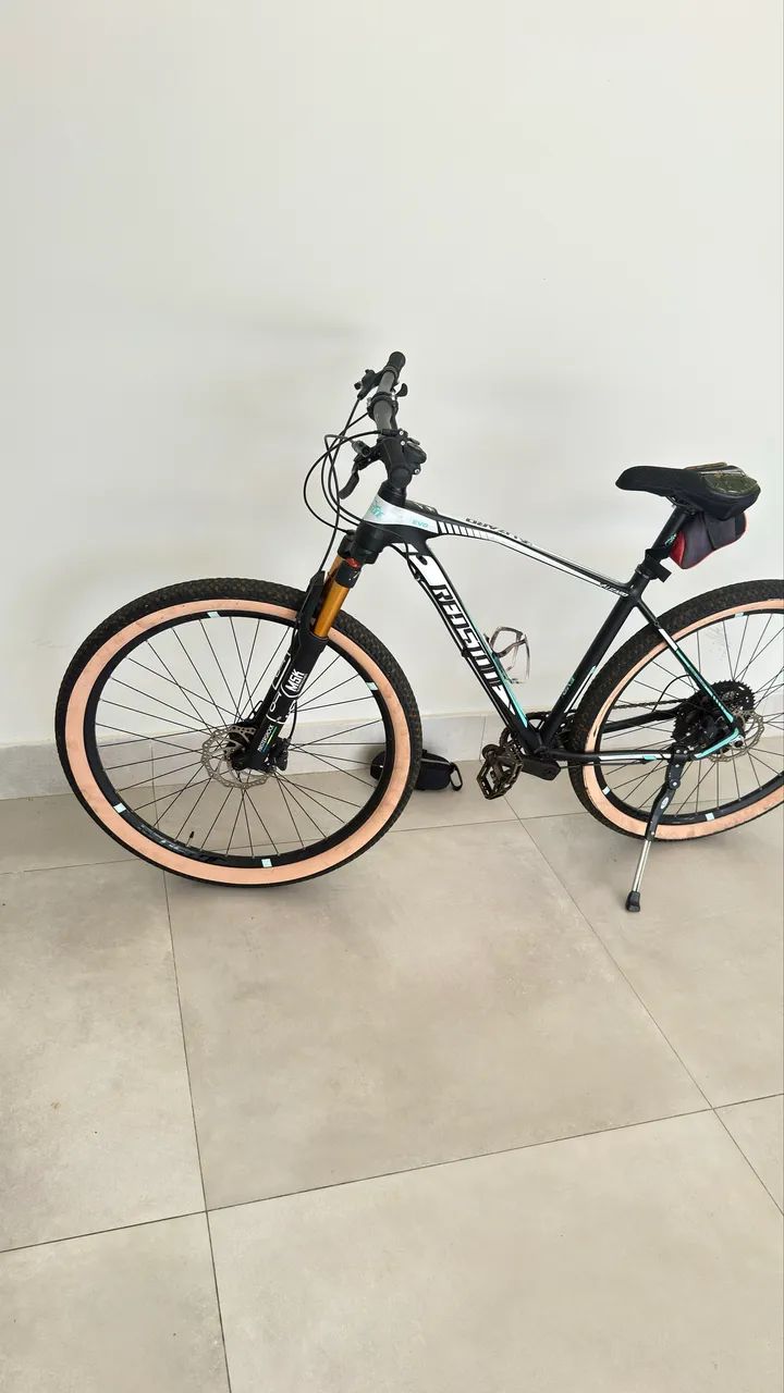 BIKE MTB Redstone em Ótimo Estado - Pronta para Aventuras