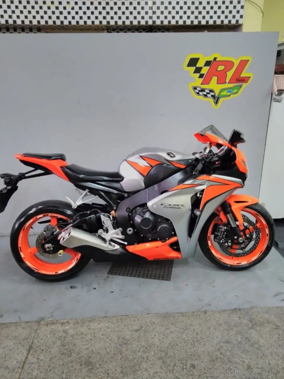 CBR 1000 RR FIRE BLADE 2010