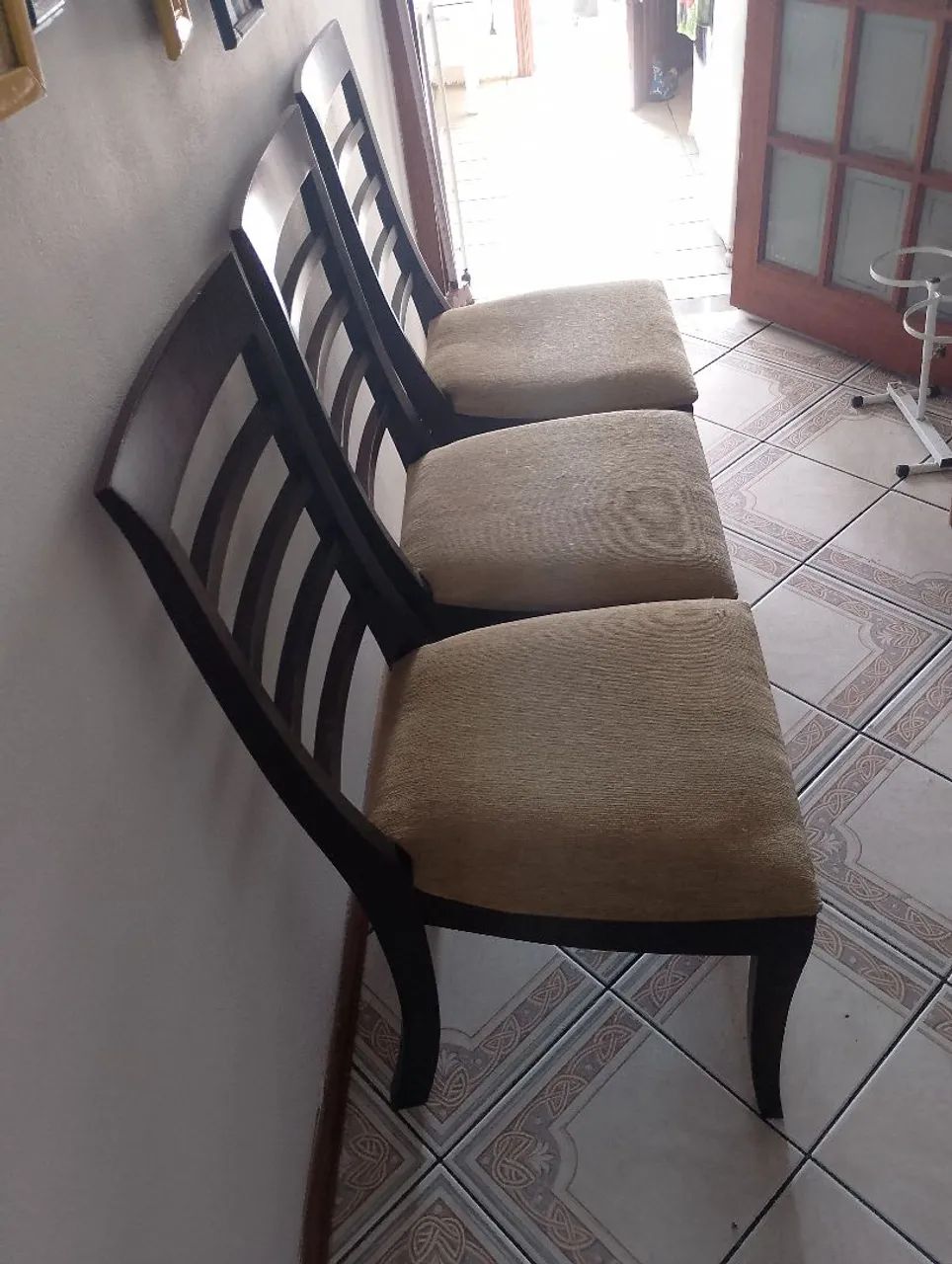Cadeiras de madeira MACISSA E SÃO 4 VADEIRAS - Foto 2