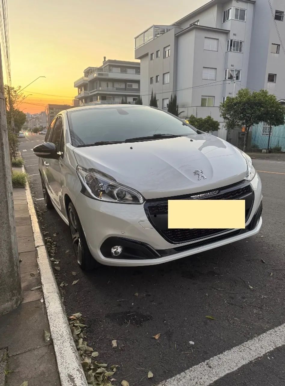 Peugeot 208 208 GT 1.6 THP Flex 16V 5p Mec. 2017