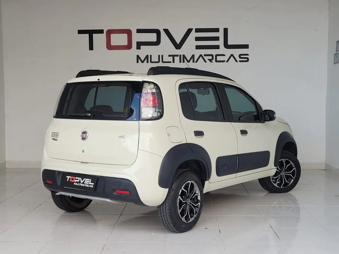 Fiat Uno WAY 1.4 EVO Dualogic Flex 8V 5P 2016 - Foto 4