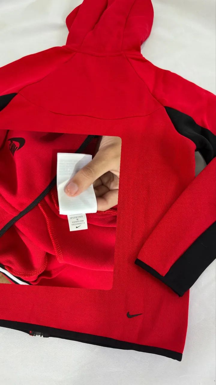 Nike tech fleece vermelha e preta rara - Roupas - Osvaldo Cruz